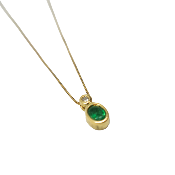 Cadena de oro con Esmeralda y Brillante - Imagen 2