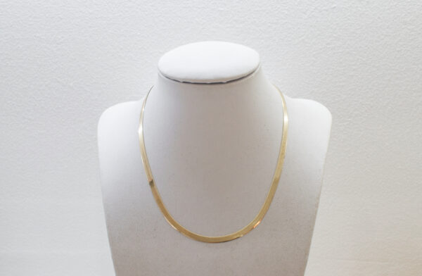 Cadena cinta de oro
