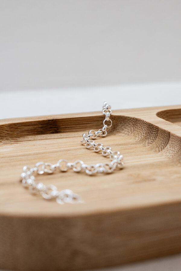 Pulsera fina de plata - Imagen 2
