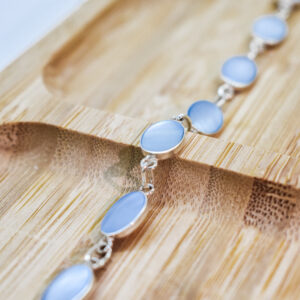 Pulsera de plata y Nácar celeste
