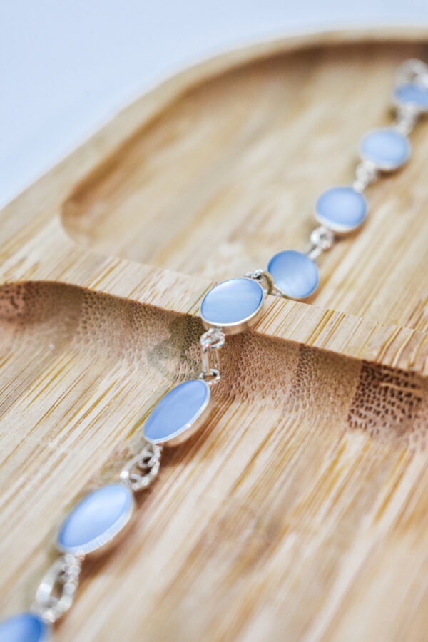 Pulsera de plata y Nácar celeste