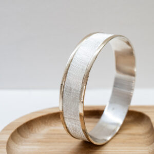 Esclava de plata con bordes de oro (1,5 cm.)