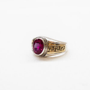 Anillo de plata con apliques de oro y Rubí
