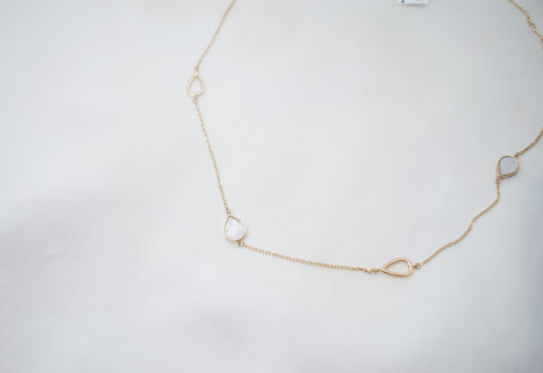 Cadena de oro con gotas de Nácar y oro
