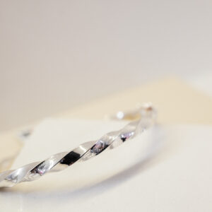 Pulsera de plata torneada