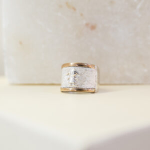 Anillo de plata y bordes de oro (niña)