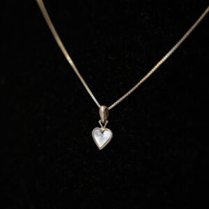 Cadena de plata y corazón de Nácar