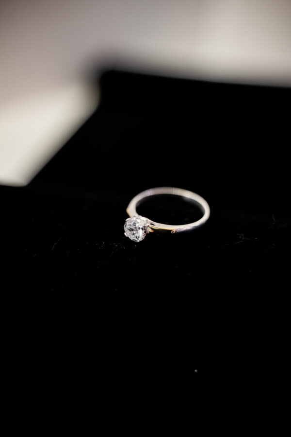 Anillo Solitario en plata, oro y Circonia