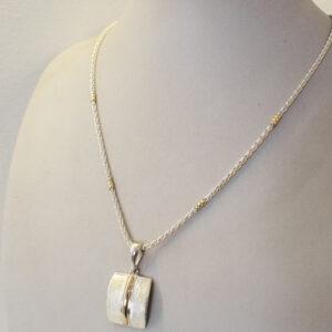 Conjunto cadena + dije plata y oro