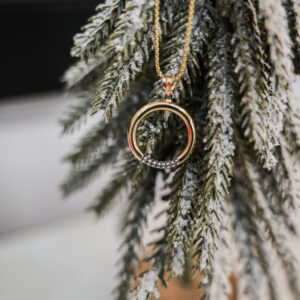 Cadena de oro + colgante de oro y Circonias