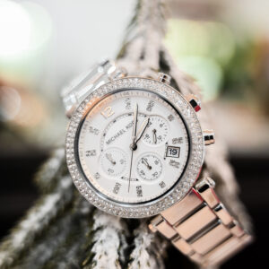 Reloj Michael Kors plateado con cristales