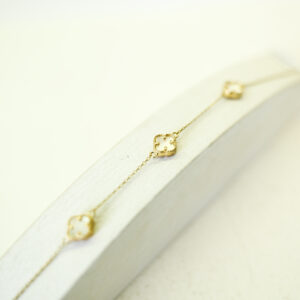 Pulsera estilo Van Cleef & Arpels (oro y nácar)