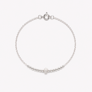 Pulsera fina con bochitas de plata
